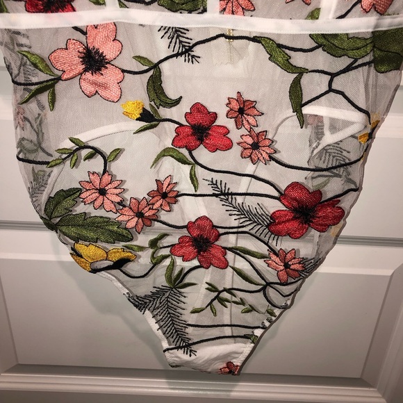 New LYREBIRD By Anthropologie Floral Mesh Embroidered Bodysuit Shaper Sz XL - Picture 8 of 11